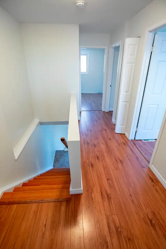 JULY 1 - WEST END CONDO, PARKING, LAUNDRY, BACKYARD - Photo 4