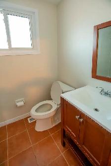 JULY 1 - WEST END CONDO, PARKING, LAUNDRY, BACKYARD - Photo 9