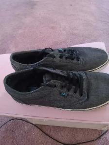 Van's Shoes Size 12 Excellent Condition
