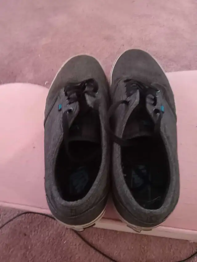 Van's Shoes Size 12 Excellent Condition - Photo 4