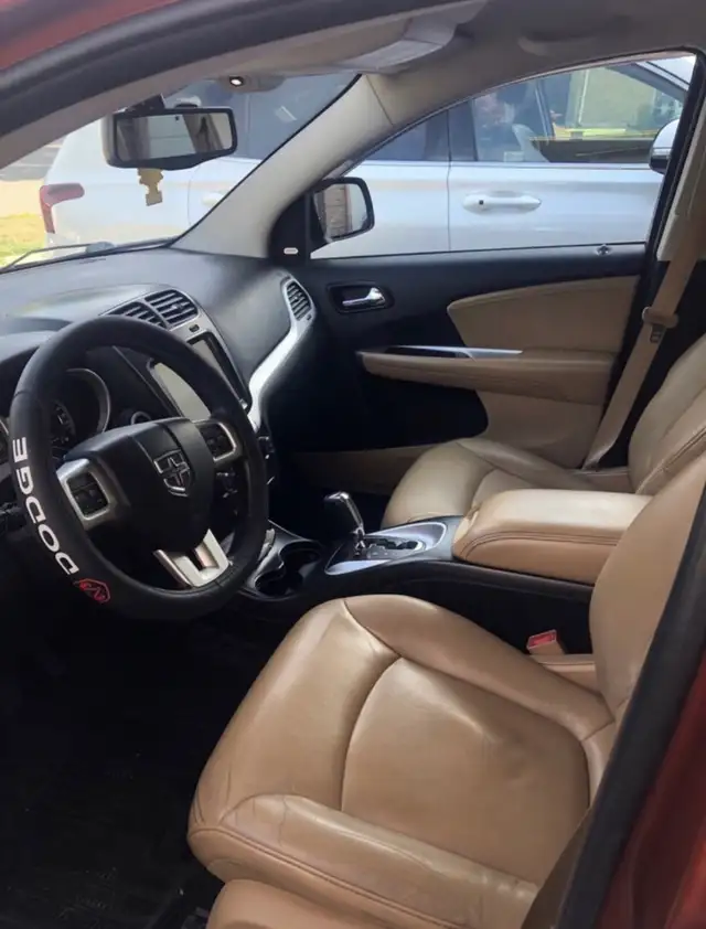 2012 Dodge Journey RT - Photo 7