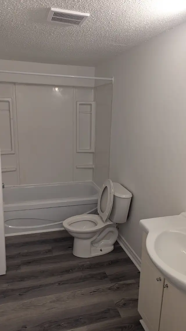 GRAND Studio à 2 pas de l'UQO - Photo 2