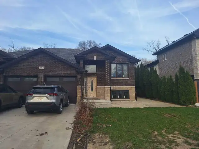 Spacious & Bright 2-Bedroom Basement Apartment in South Windsor.