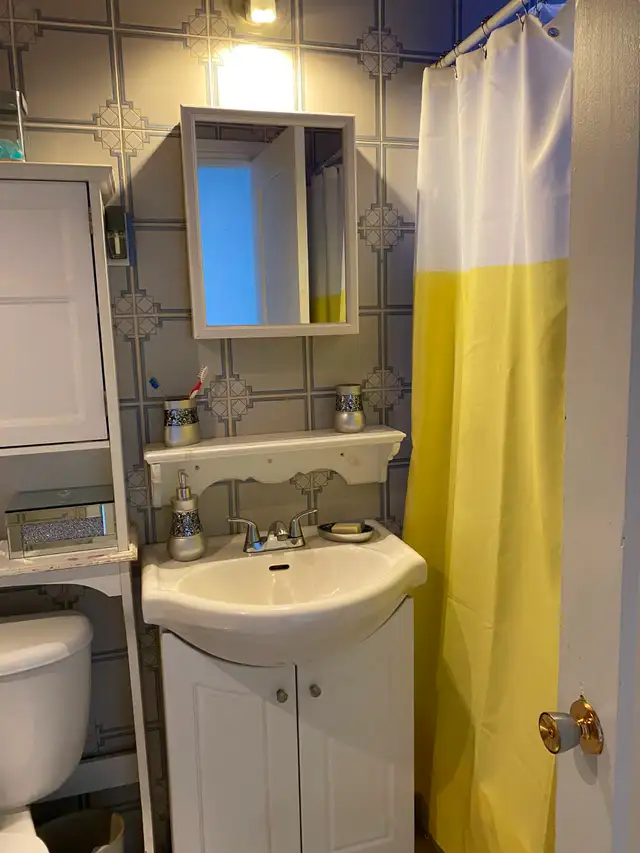 Superbe 5 1/2 Verdun avec une Chambre Double   2 Chambres Fermée - Photo 7