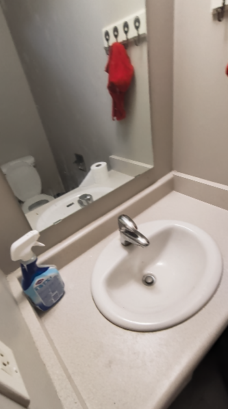 3 Beds 1.5 Baths Townhouse  (2-Storey) - AVAILABLE NOW - Photo 5