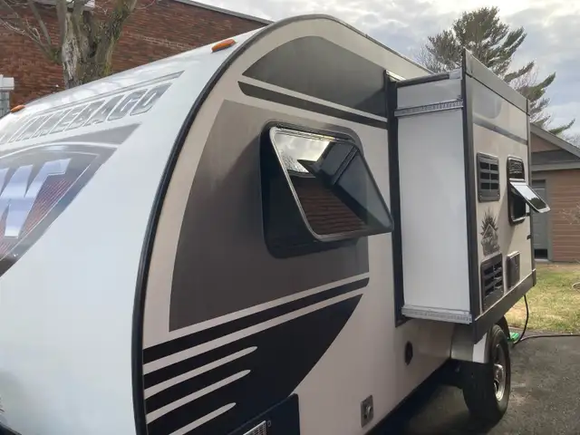 Roulotte Winnebago Winnie Drop 170s 2017 - Photo 4