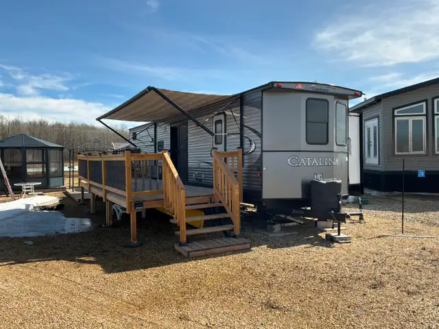 2017 Coachman Catalina destination park bunk house