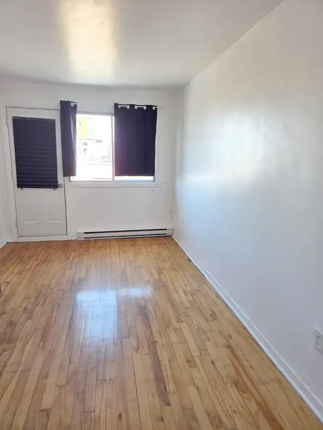 4 1/2 dans la Petite-Italie | 4 1/2 in Little Italy - Photo 3