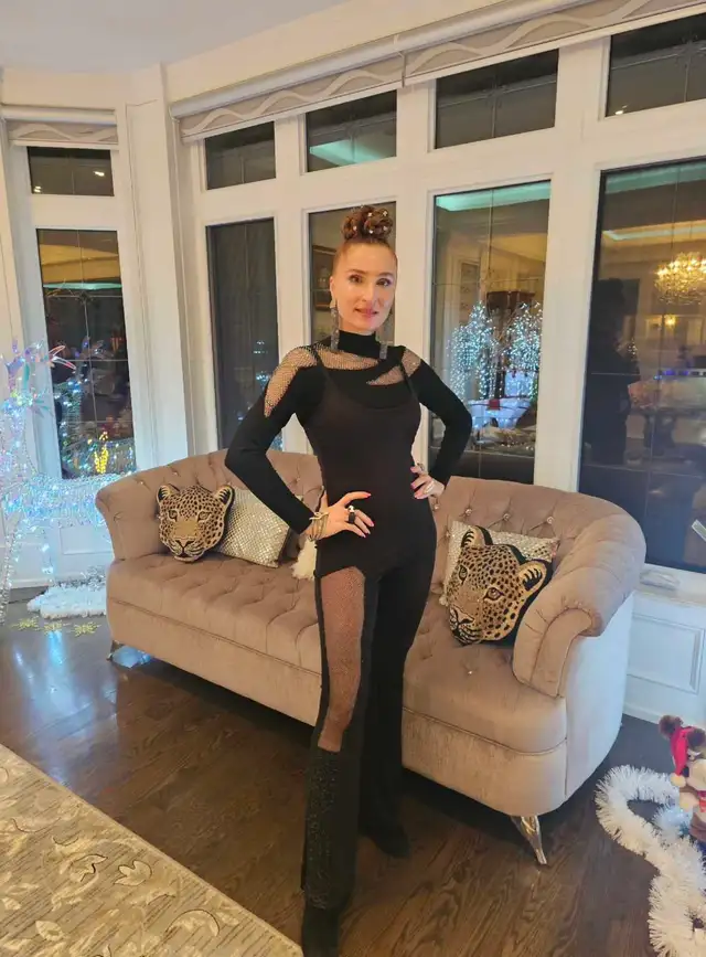 Social Dancing / Private Lessons /  Wedding  Choreography