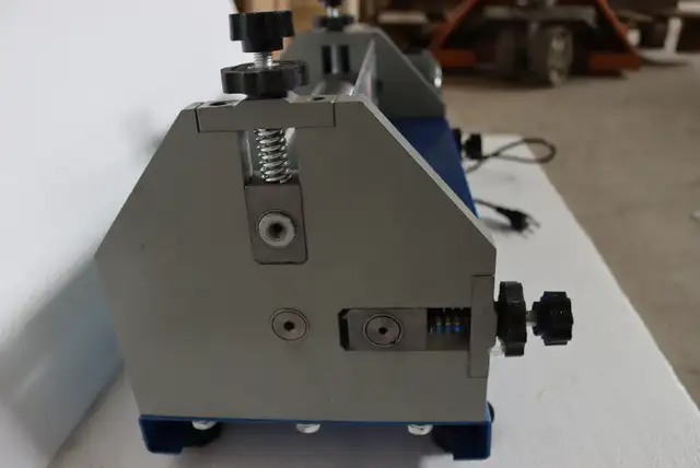 10.6in Auto Adhesive Gluing Coating Machine White 110V 120389 - Photo 6