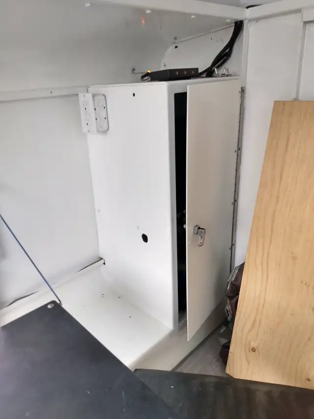 Aluminium Lite Weight  Norweld Truck Camper - Photo 4