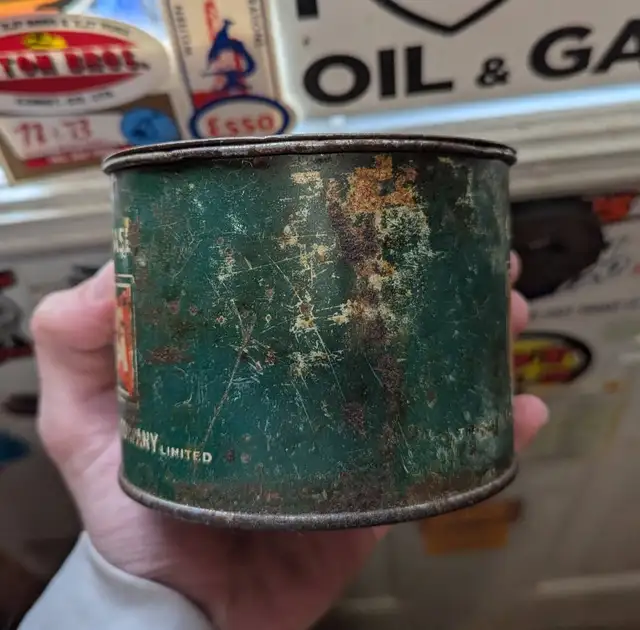 VINTAGE B-A CUP GREASE CAN BRITISH AMERICAN OIL - Photo 2