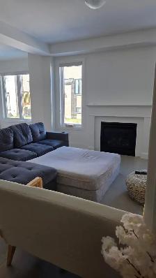 4BR Detached Home for Rent in North Pickering - Photo 2