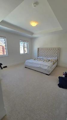 4BR Detached Home for Rent in North Pickering - Photo 9