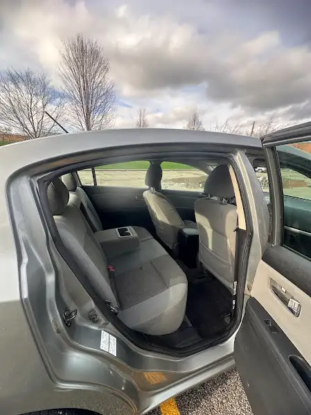 10 SENTRA 2L FWD 122K Clean Title Automatic Safety 2 Yrs Waranty - Photo 10