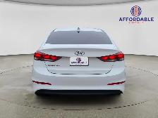 2018 Hyundai Elantra GLS - Photo 4