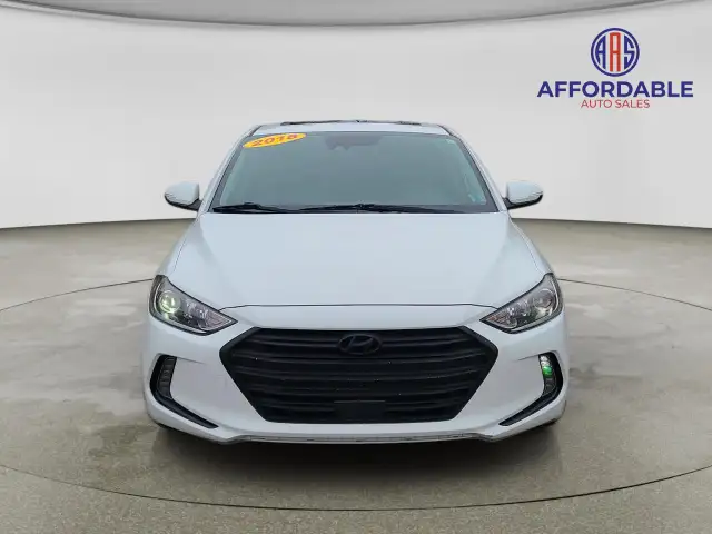 2018 Hyundai Elantra GLS - Photo 8