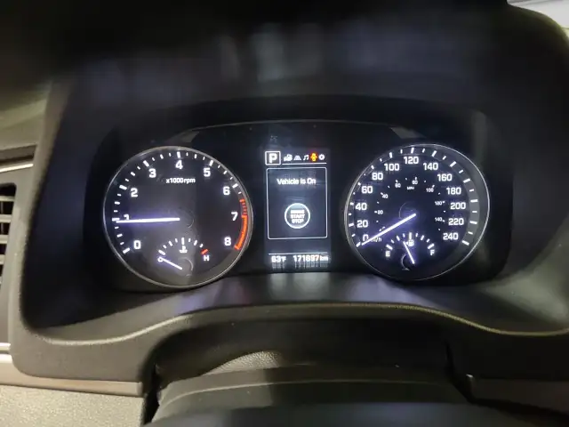 2018 Hyundai Elantra GLS - Photo 14