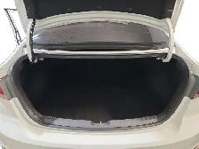 2018 Hyundai Elantra GLS - Photo 18