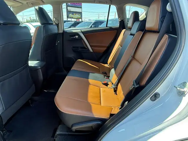 2018 TOYOTA RAV4 LIMITED AWD - Photo 8