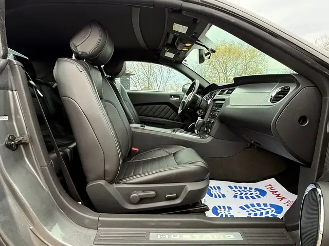 2014 Ford Mustang GT Auto Convertible - Photo 22