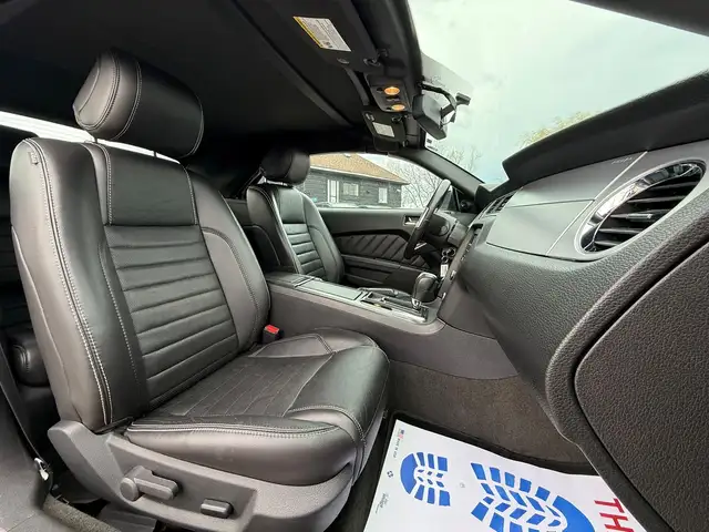 2014 Ford Mustang GT Auto Convertible - Photo 24