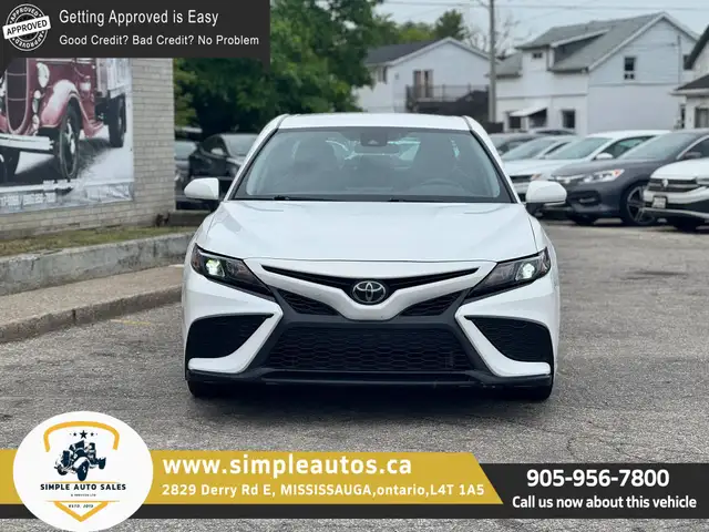 2023 Toyota Camry SE Auto - Photo 3