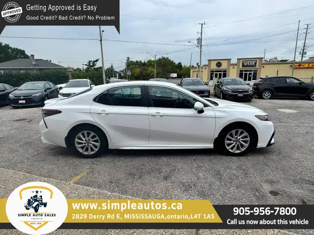 2023 Toyota Camry SE Auto - Photo 5