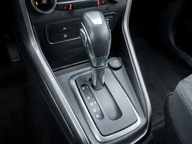 2018 Ford EcoSport SE ONE OWNER | NO ACCIDENT | LOW MILEAGE | NE - Photo 16