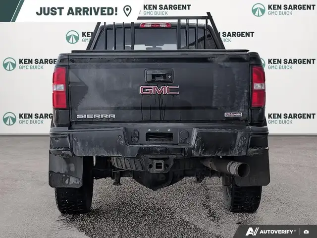 2018 GMC Sierra 3500HD - Photo 5