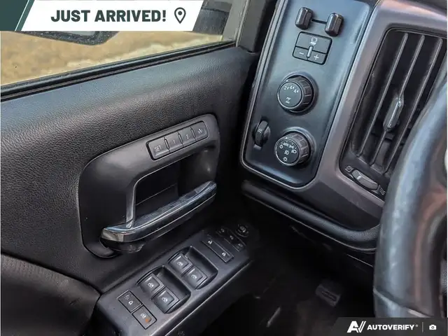 2018 GMC Sierra 3500HD - Photo 9