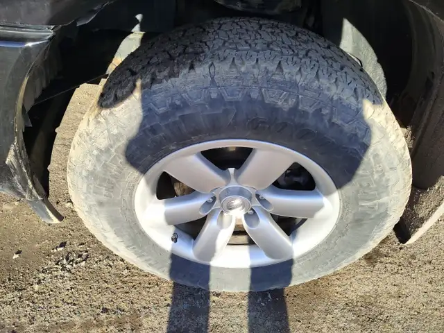 2015 Nissan Titan - Photo 9
