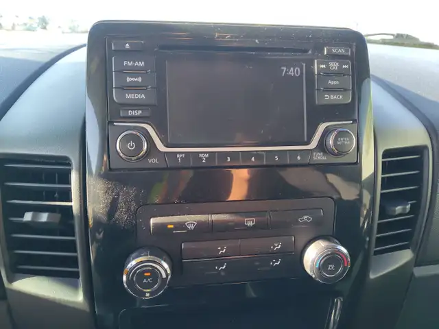 2015 Nissan Titan - Photo 19