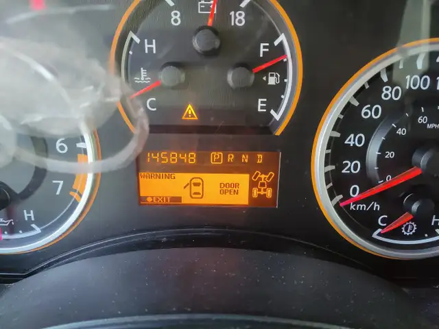 2015 Nissan Titan - Photo 23