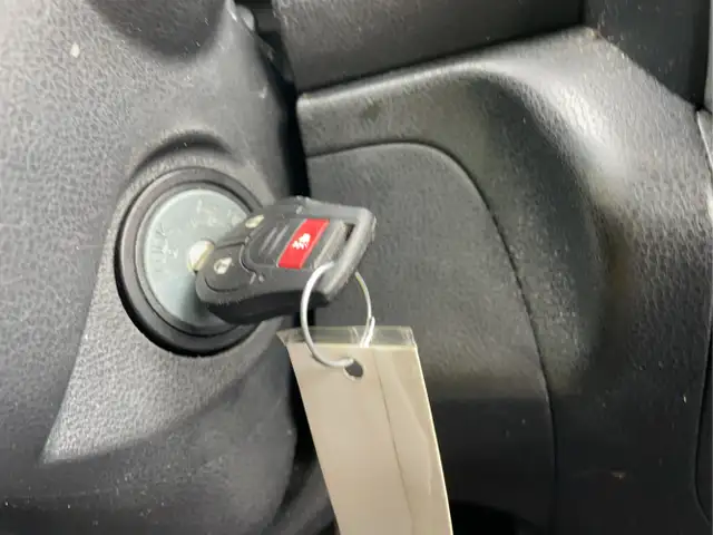 2014 Nissan Versa Note - Photo 13