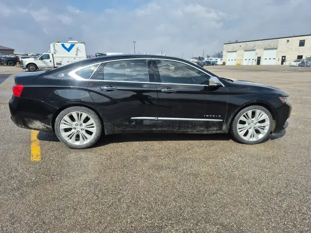 2016 Chevrolet Impala - Photo 4