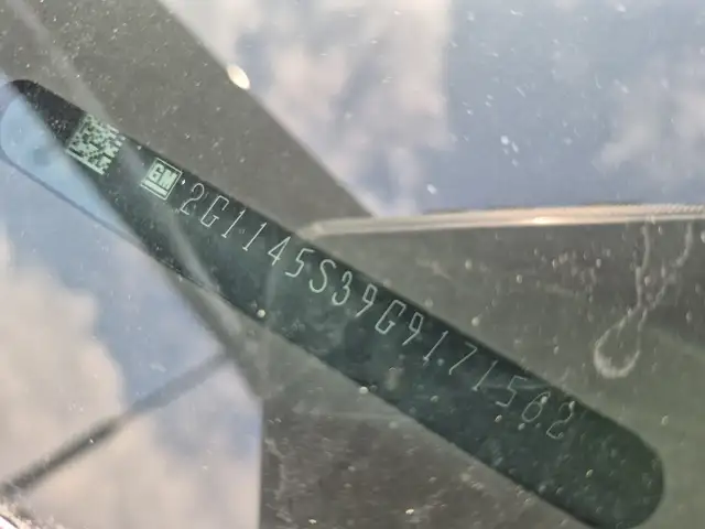 2016 Chevrolet Impala - Photo 15