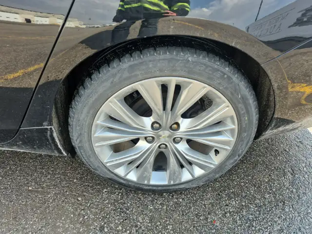 2016 Chevrolet Impala - Photo 23