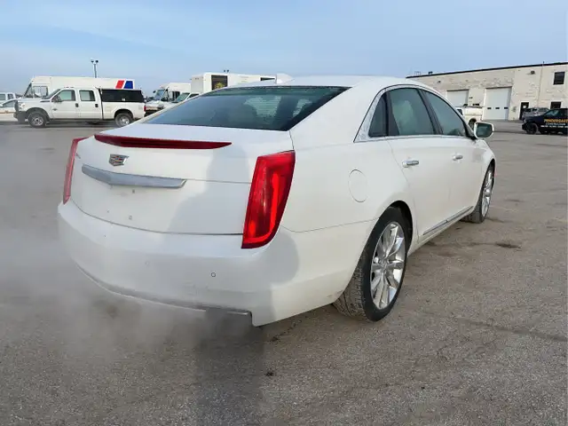 2016 Cadillac XTS - Photo 5