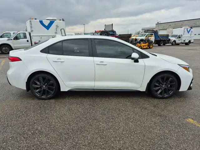 2024 Toyota Corolla - Photo 4