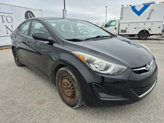 2015 Hyundai ELANTRA - Photo 3
