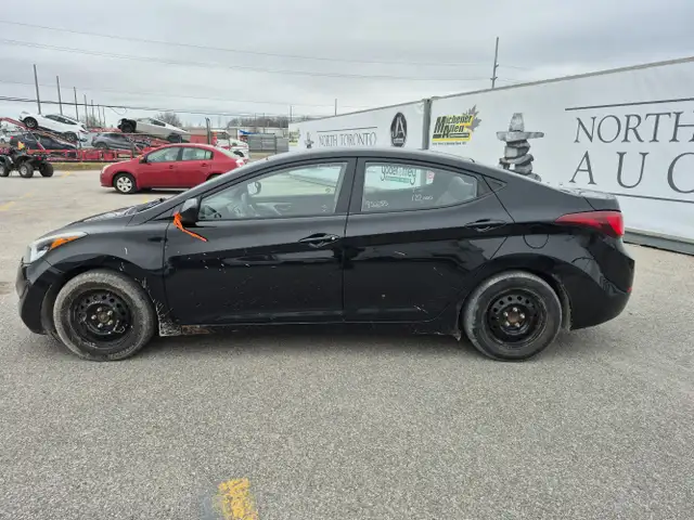 2015 Hyundai ELANTRA - Photo 8