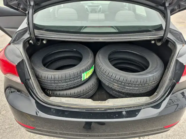 2015 Hyundai ELANTRA - Photo 27