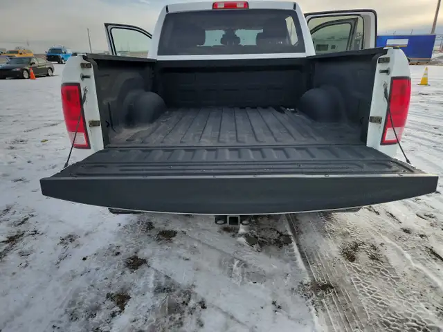 2023 Ram 1500 Classic - Photo 15