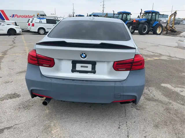 2017 BMW 3 Series - Photo 6