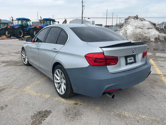 2017 BMW 3 Series - Photo 7