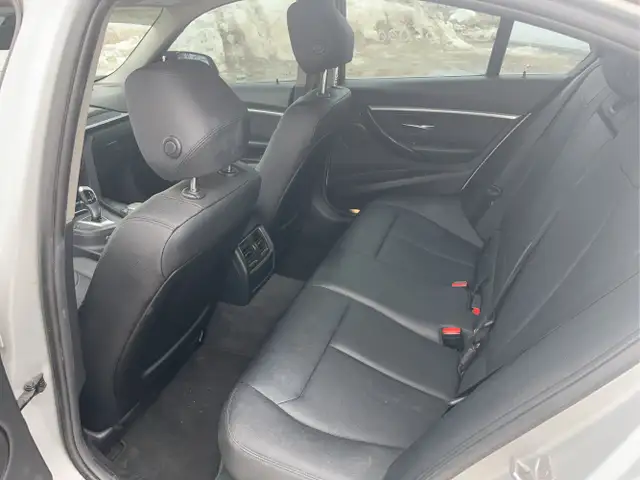 2017 BMW 3 Series - Photo 14