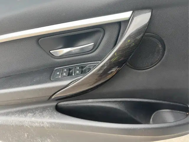 2017 BMW 3 Series - Photo 26