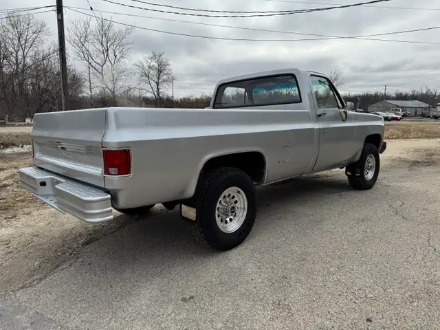 1973 GMC 2500 - Photo 6