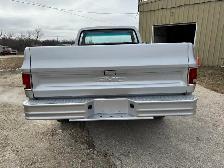 1973 GMC 2500 - Photo 10
